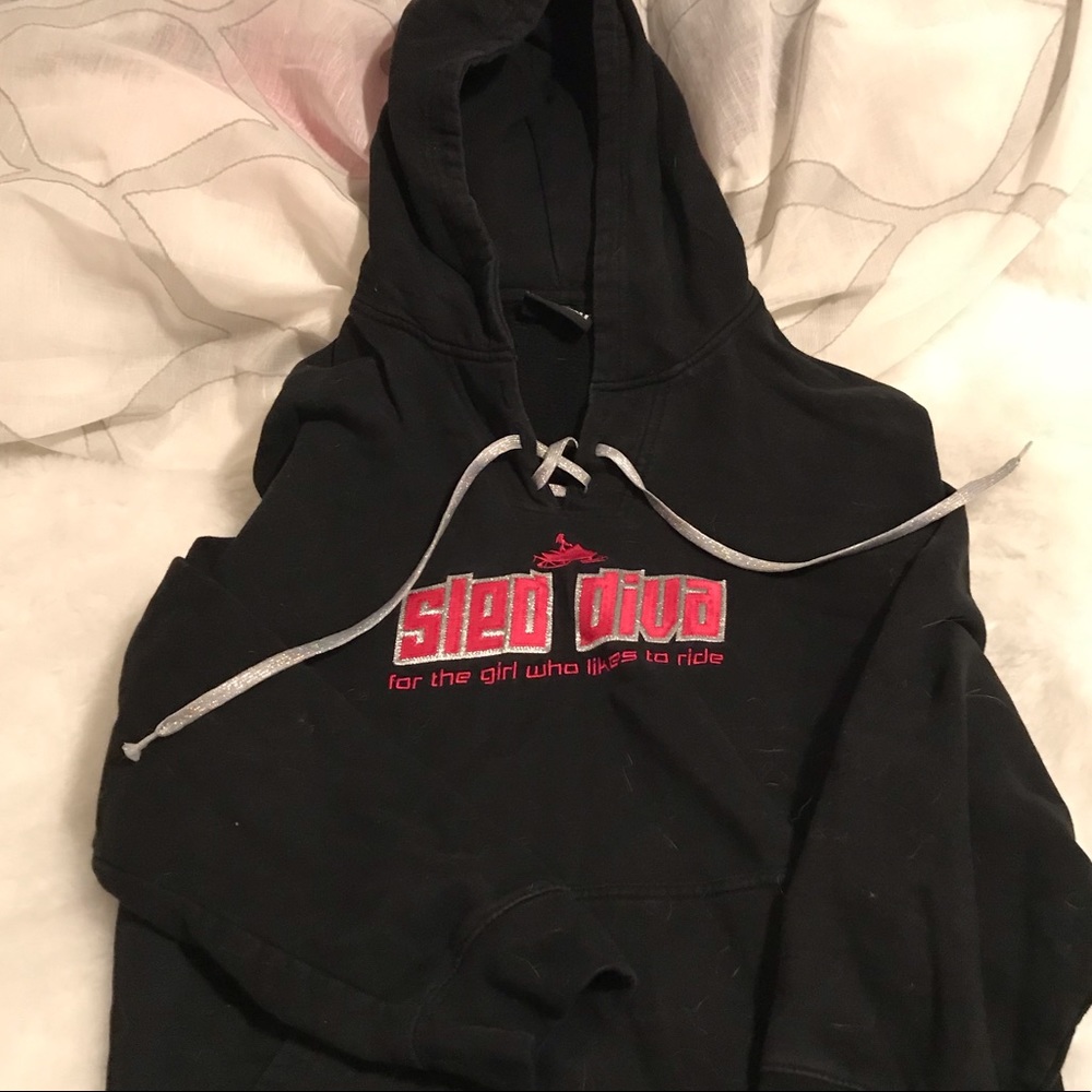 Sled Diva sweatshirt